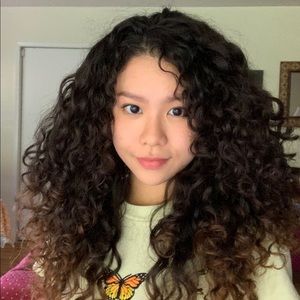 Meet your Posher, Khanh